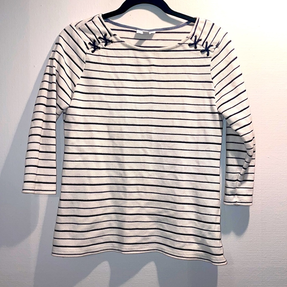 Charter Club Petite 3/4 sleeve Off white, Navy striped. Size: Petite Medium